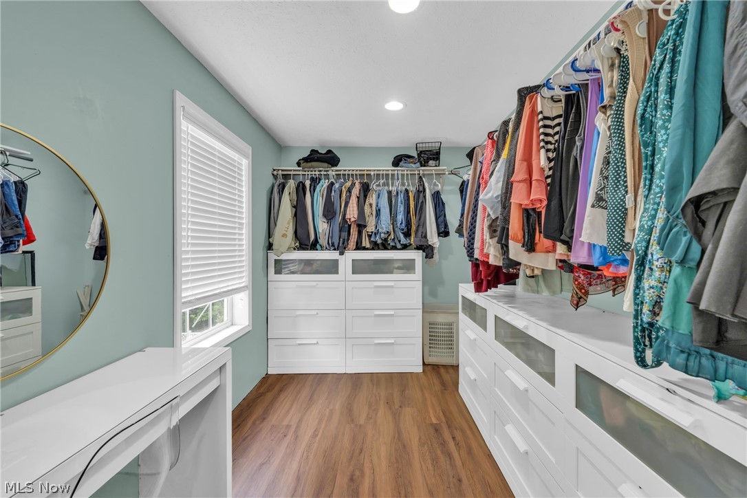 33932 Roberts Road Eastlake OH 44095
