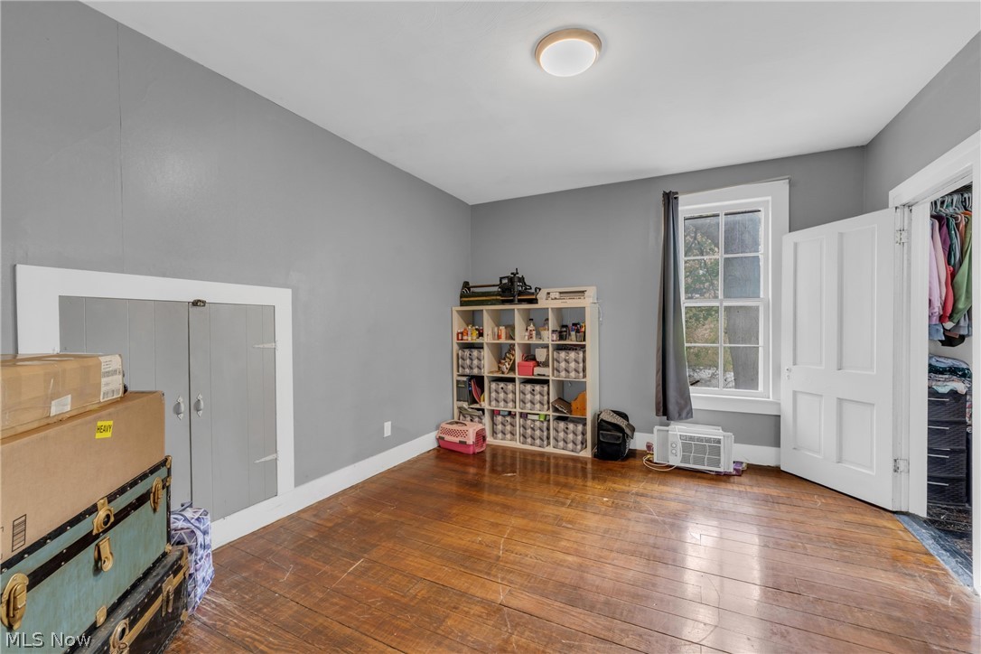 33932 Roberts Road Eastlake OH 44095