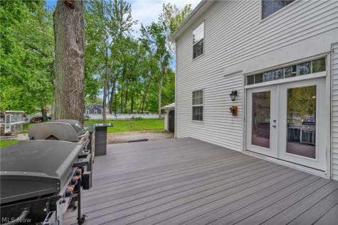 33932 Roberts Road Eastlake OH 44095