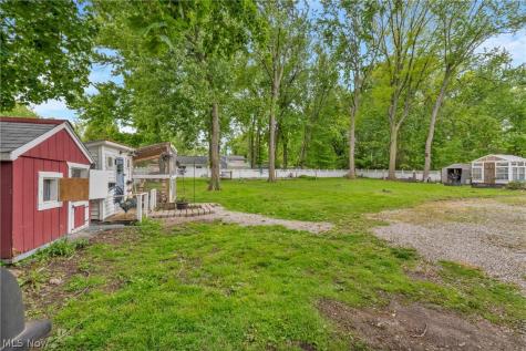 33932 Roberts Road Eastlake OH 44095