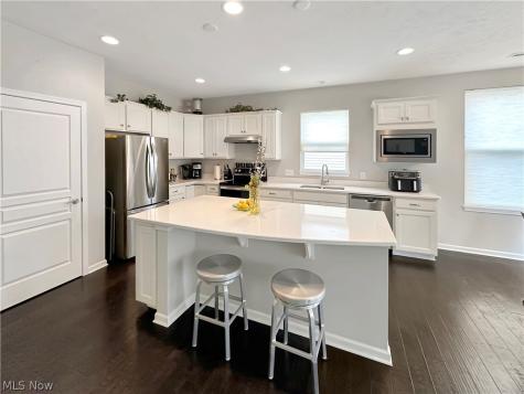 502 Arbor Lane Copley OH 44321