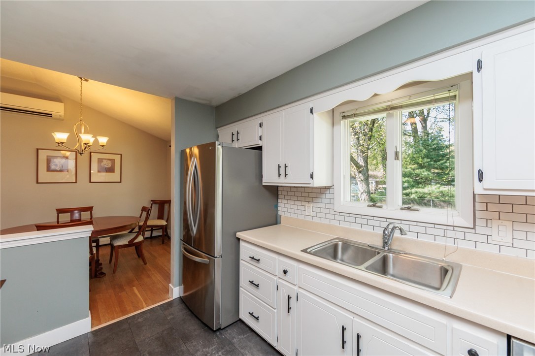 5058 Berkshire Drive North Olmsted OH 44070