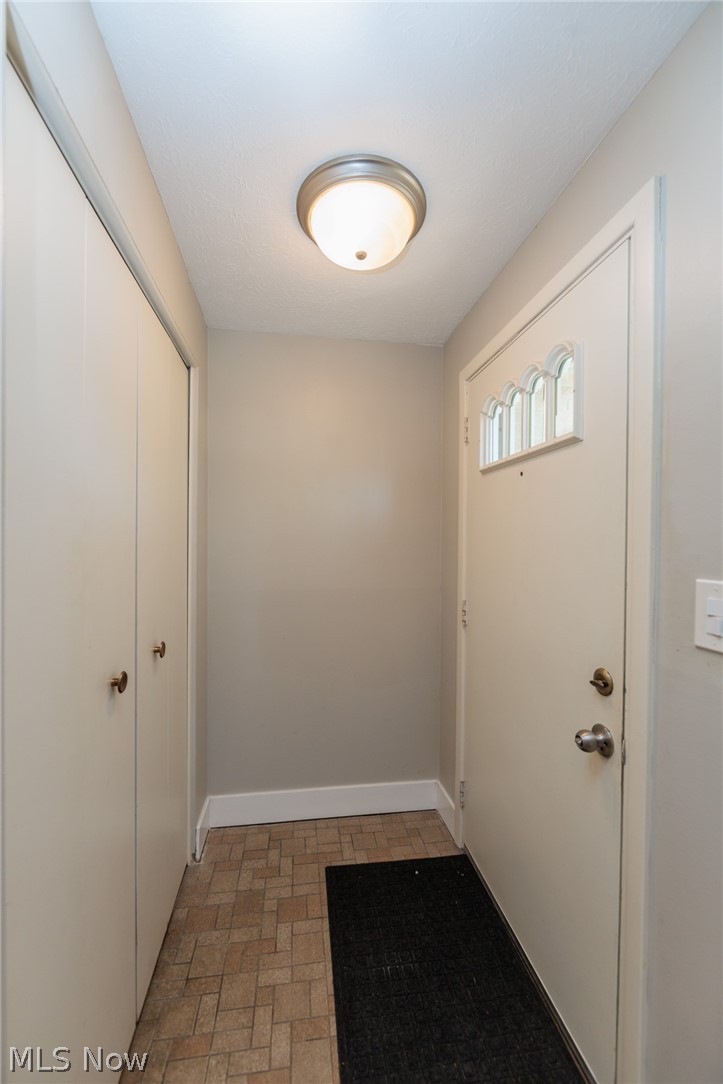 5058 Berkshire Drive North Olmsted OH 44070