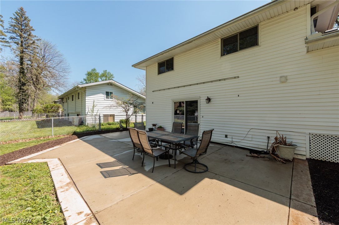 5058 Berkshire Drive North Olmsted OH 44070
