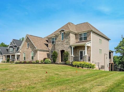 12560 Treeline Trail North Royalton OH 44133