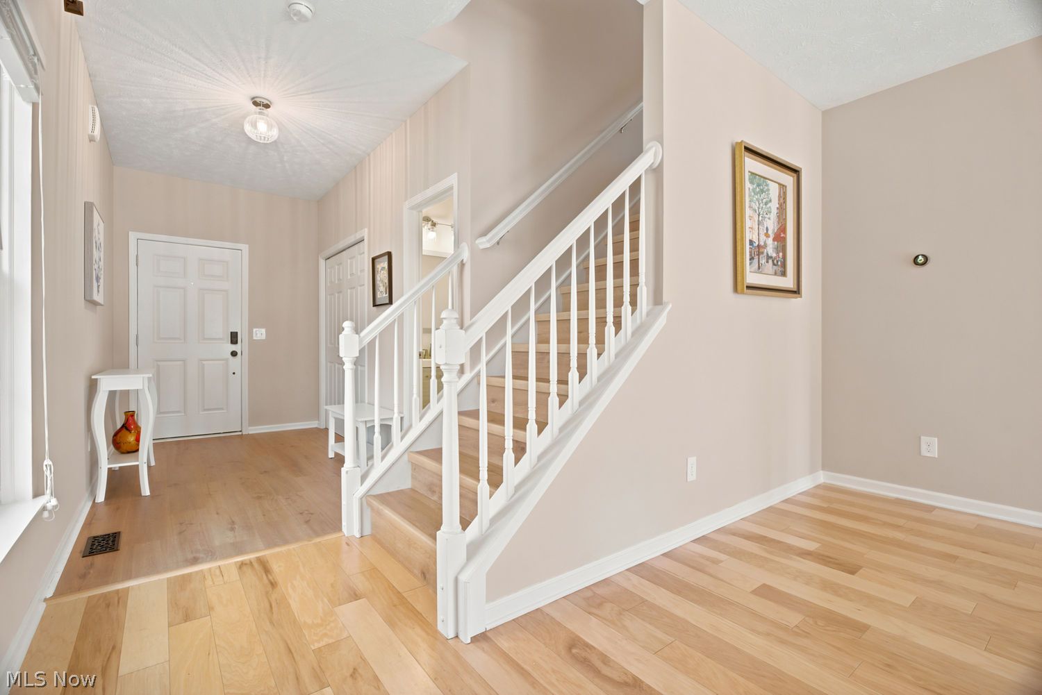 809 Bearing Court Amherst OH 44001