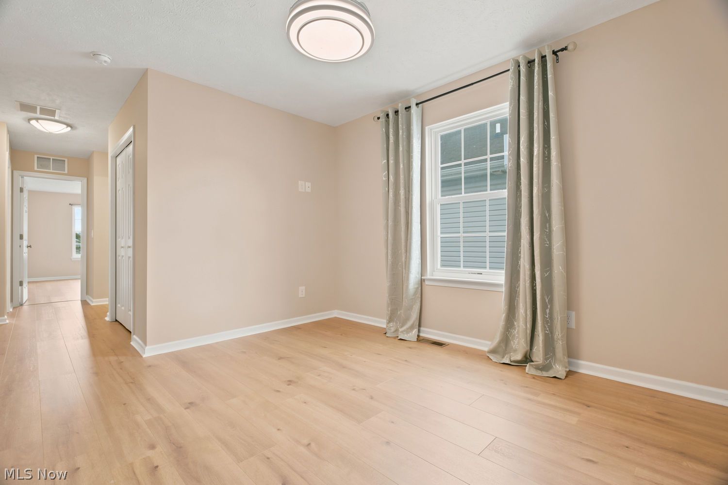 809 Bearing Court Amherst OH 44001