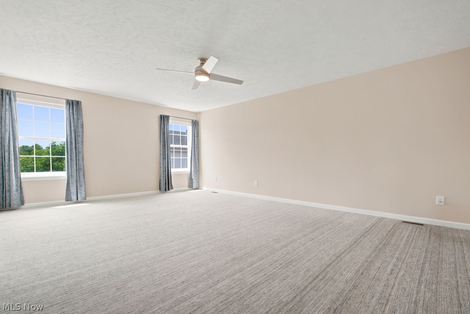 809 Bearing Court Amherst OH 44001