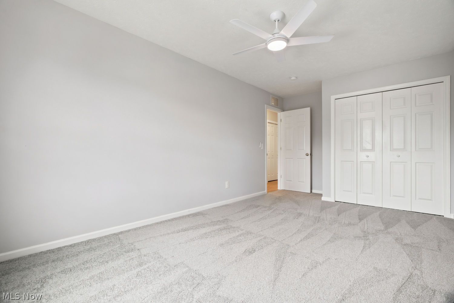 809 Bearing Court Amherst OH 44001