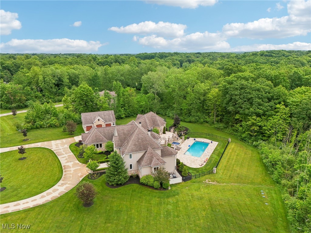 11115 Courtney Court Chardon OH 44024