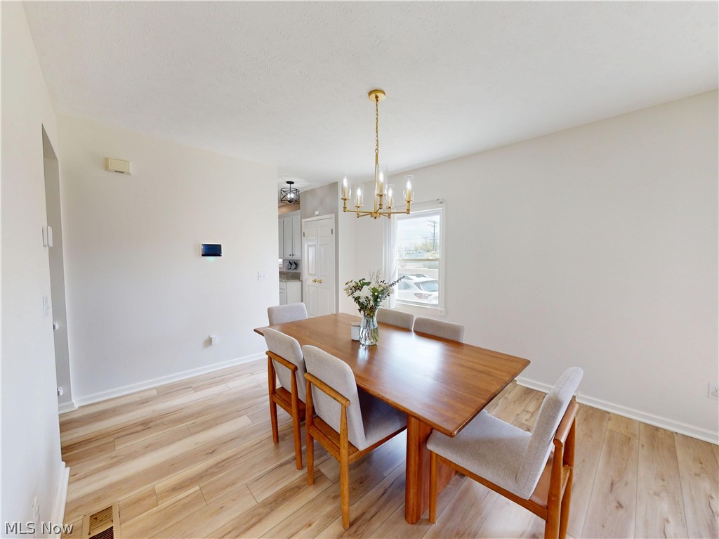1461 Iroquois Avenue Mayfield Heights OH 44124