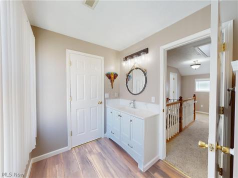 1461 Iroquois Avenue Mayfield Heights OH 44124