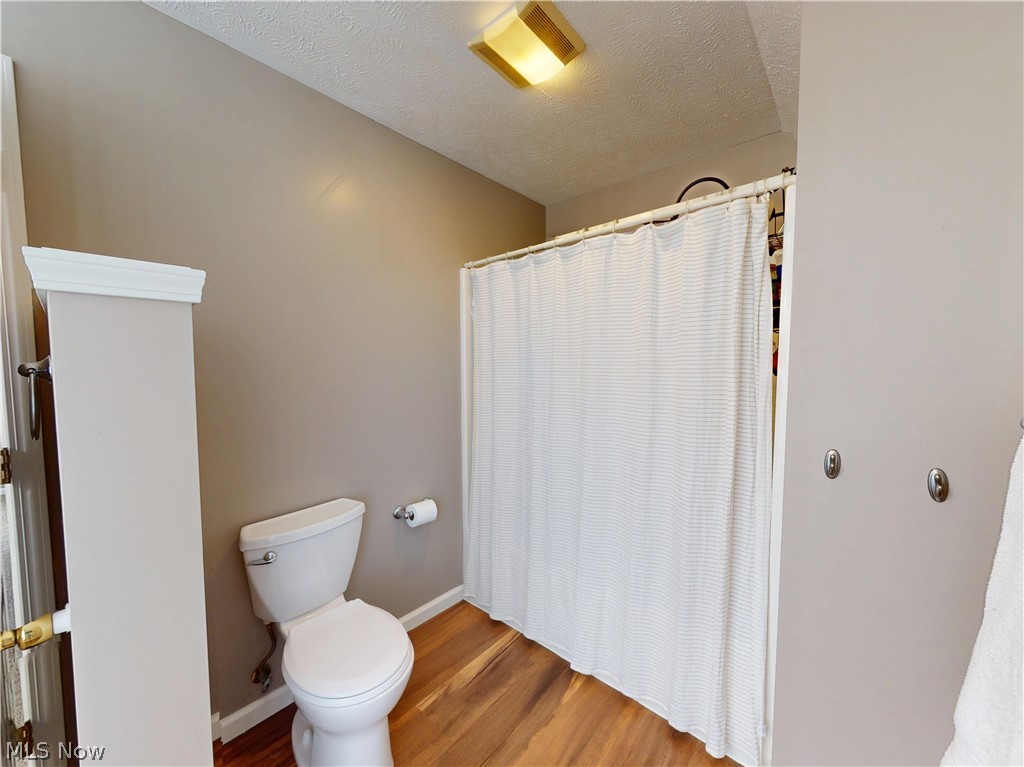1461 Iroquois Avenue Mayfield Heights OH 44124
