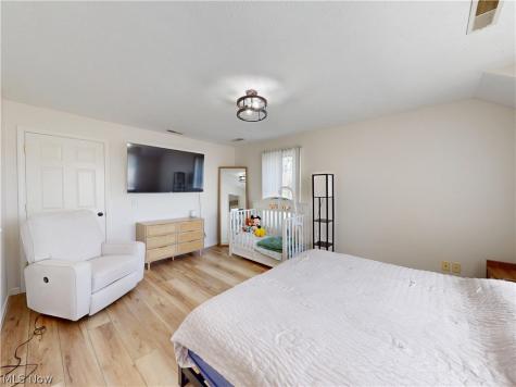 1461 Iroquois Avenue Mayfield Heights OH 44124