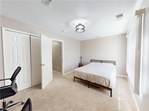 1461 Iroquois Avenue Mayfield Heights OH 44124