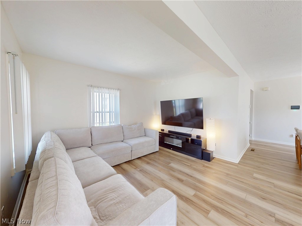 1461 Iroquois Avenue Mayfield Heights OH 44124