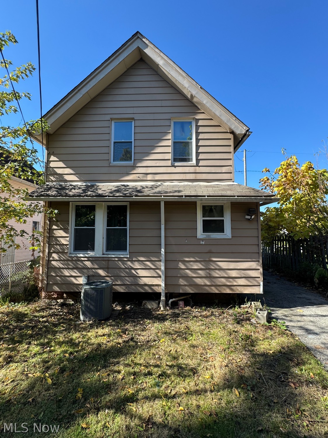 3581 E 104th Street Cleveland OH 44105