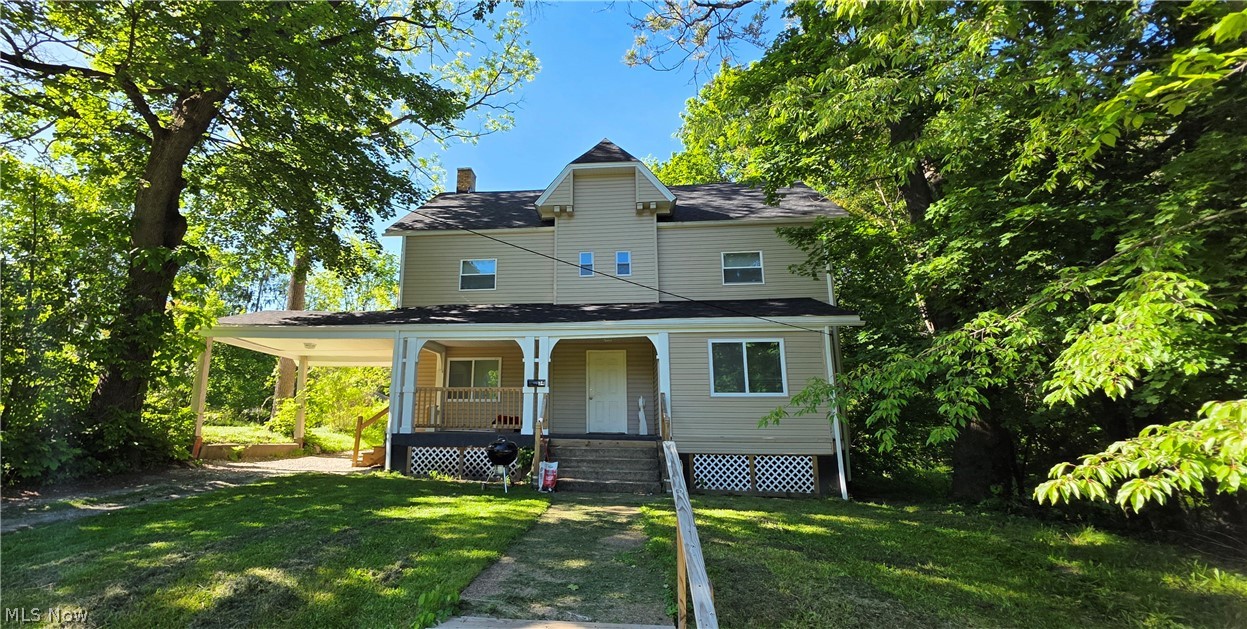 34 Illinois Avenue Youngstown OH 44505