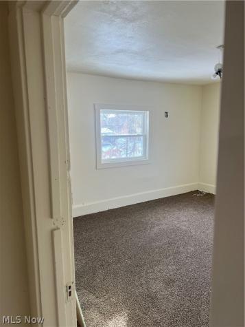 34 Illinois Avenue Youngstown OH 44505