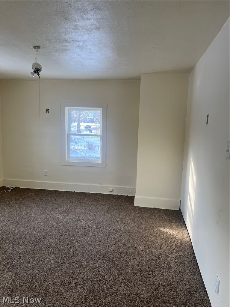 34 Illinois Avenue Youngstown OH 44505