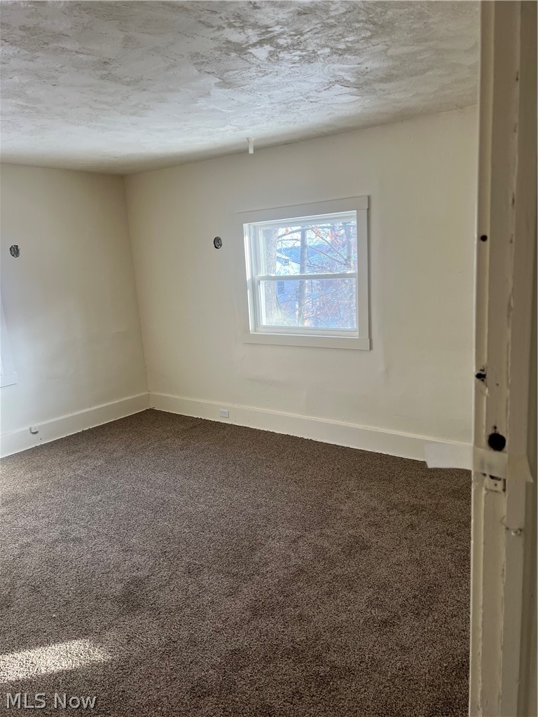34 Illinois Avenue Youngstown OH 44505