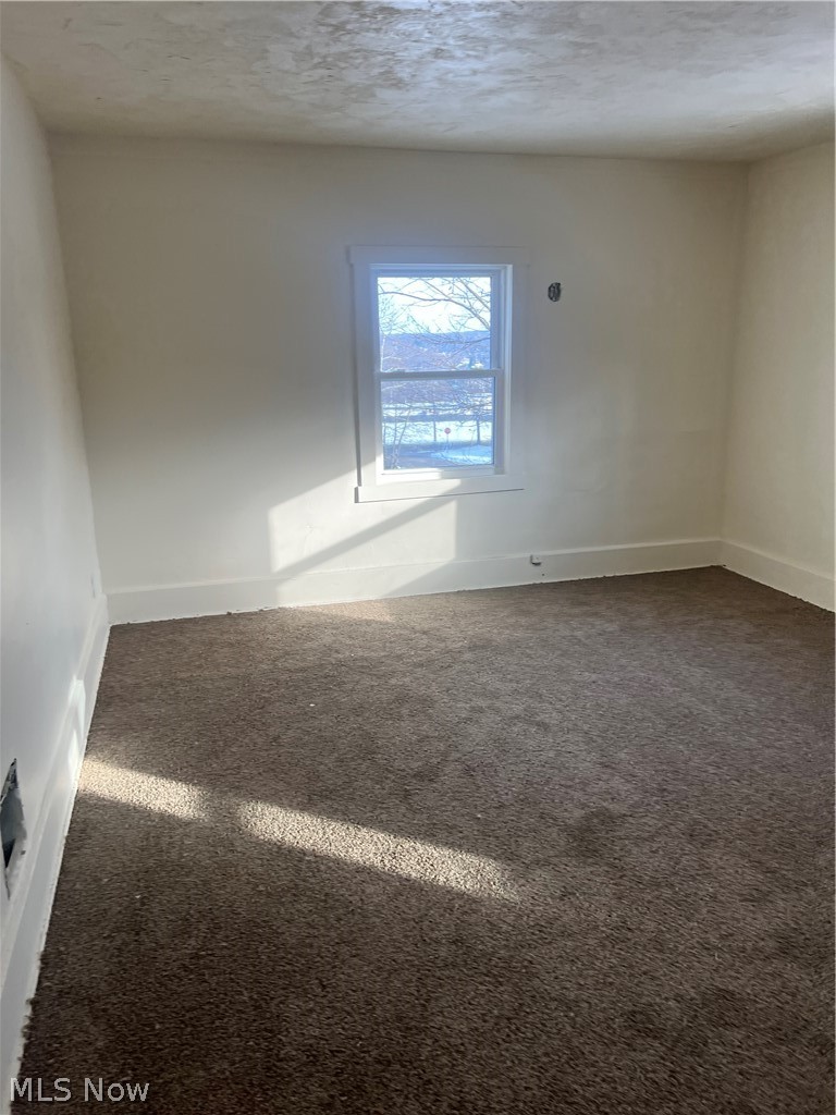 34 Illinois Avenue Youngstown OH 44505