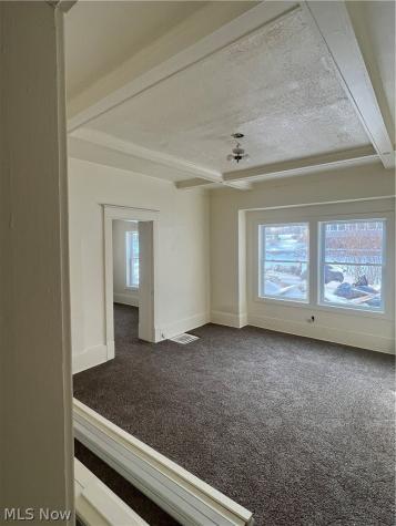 34 Illinois Avenue Youngstown OH 44505