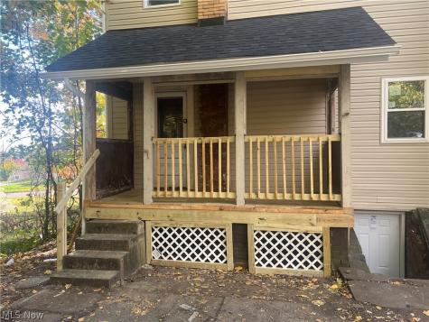 34 Illinois Avenue Youngstown OH 44505