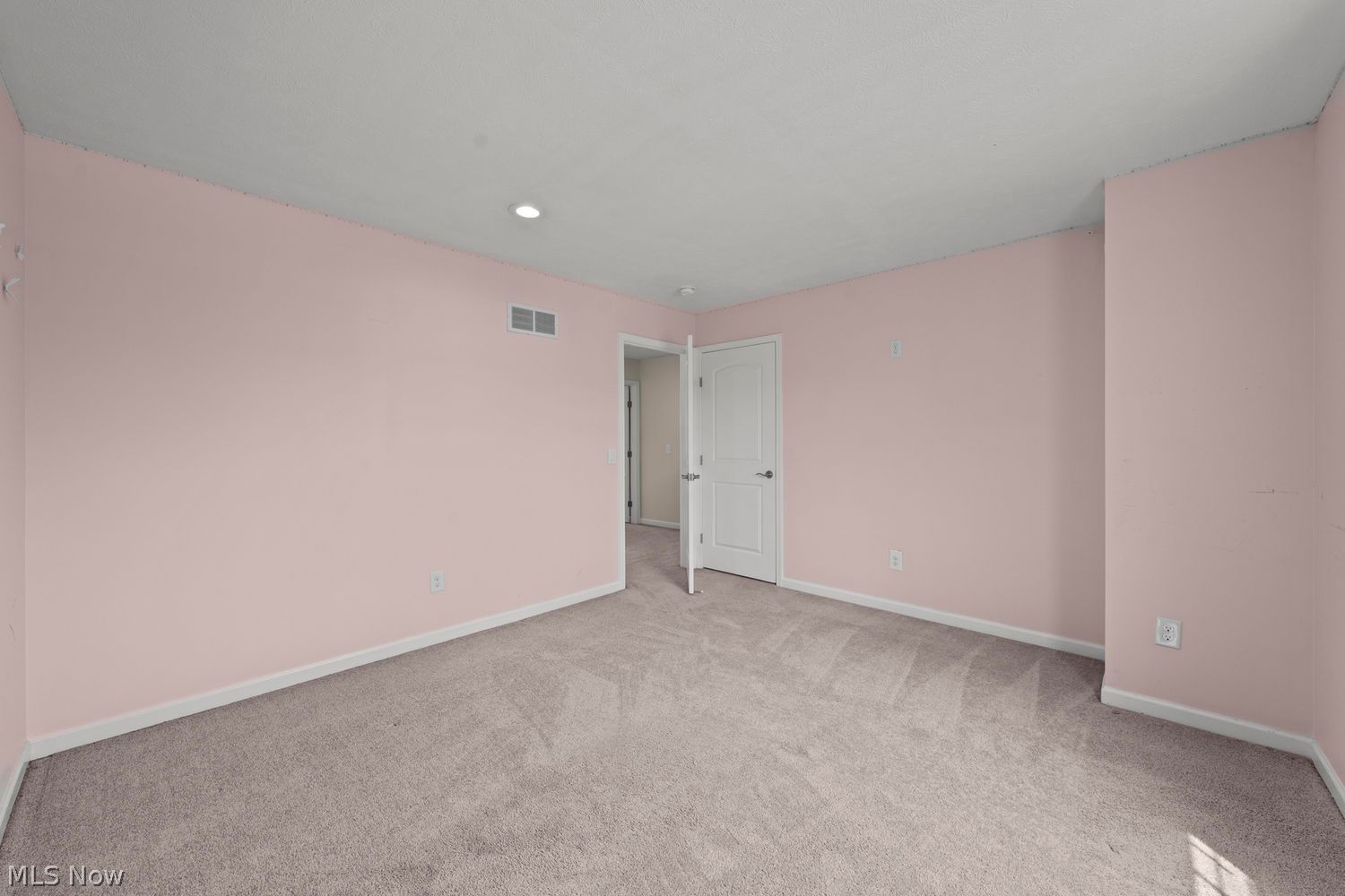 2049 Meadowood Boulevard Twinsburg OH 44087