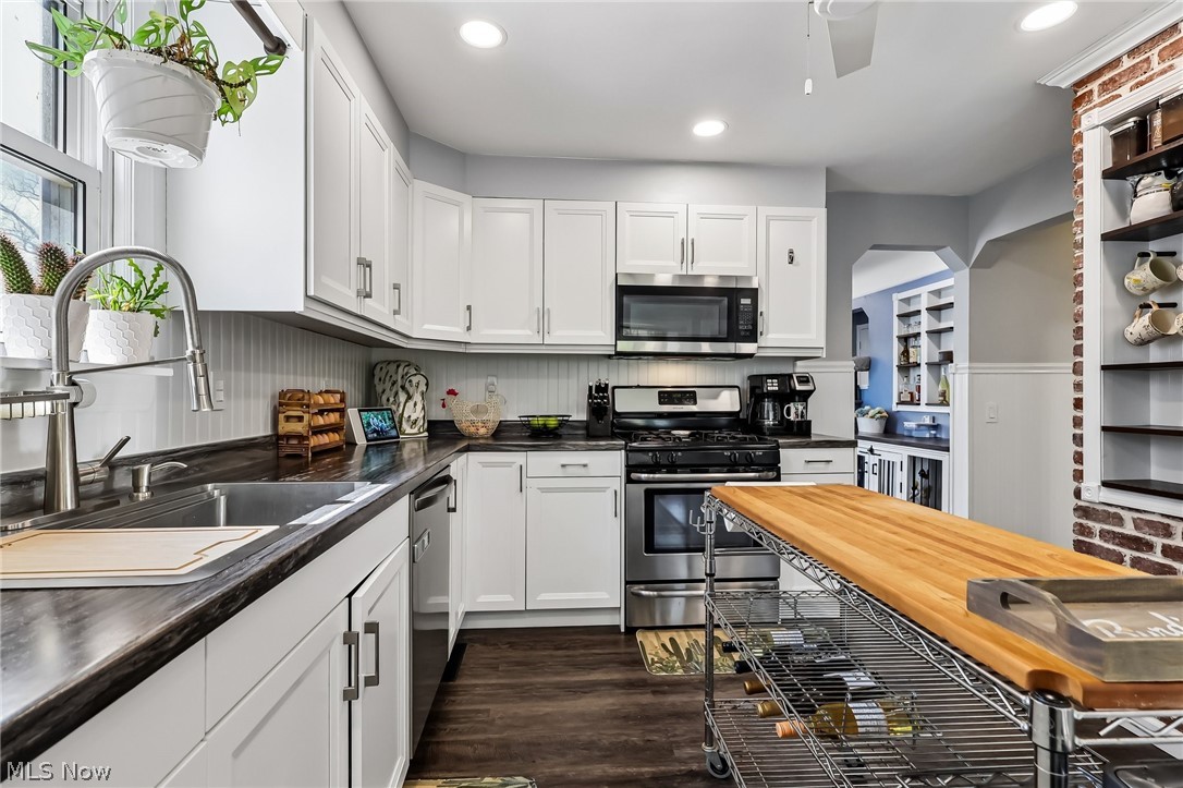 338 N Rocky River Drive Berea OH 44017
