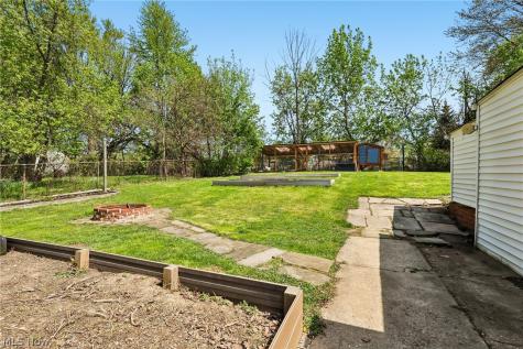 338 N Rocky River Drive Berea OH 44017