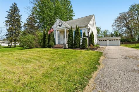 338 N Rocky River Drive Berea OH 44017