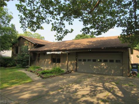 10940 Julie Street NE Alliance OH 44601