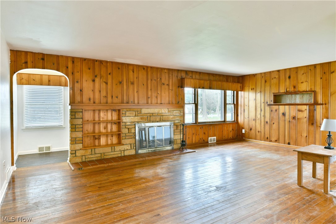 2262 Niles Cortland Road NE Cortland OH 44410