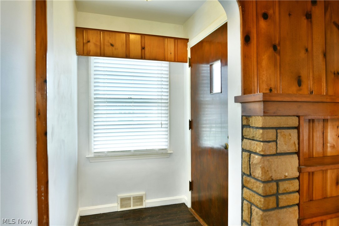 2262 Niles Cortland Road NE Cortland OH 44410