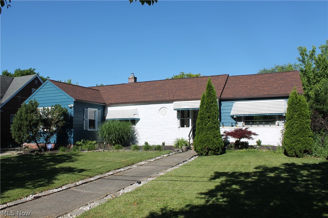 360 Tuxedo Avenue Brooklyn Heights OH 44131