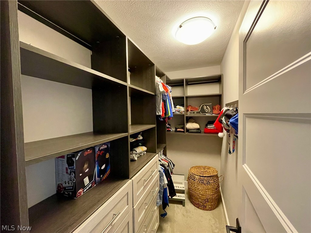 224 Hidden Glen Trail Chardon OH 44024