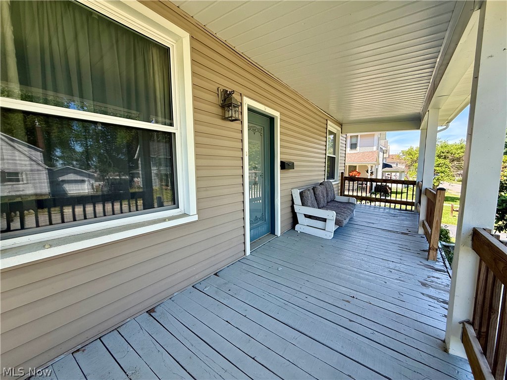 39 Duquesne Street Columbiana OH 44408
