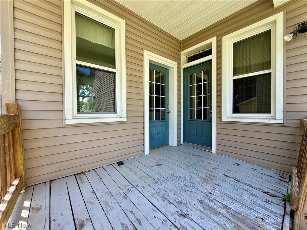 39 Duquesne Street Columbiana OH 44408