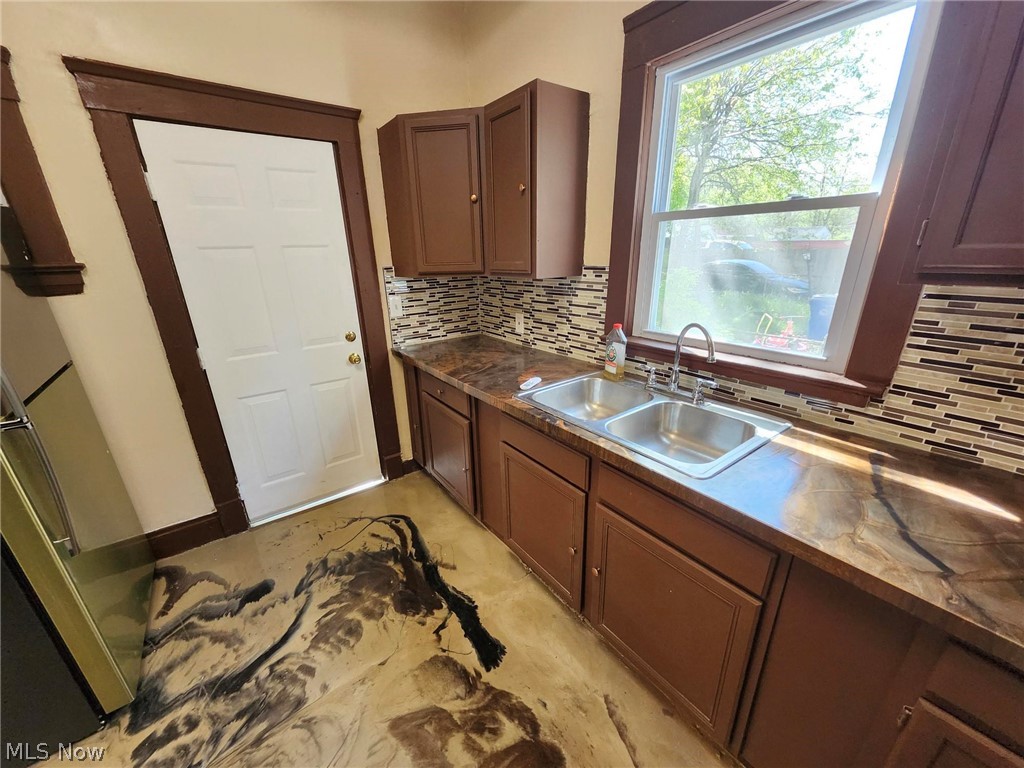 3285 E 137th Street Cleveland OH 44120