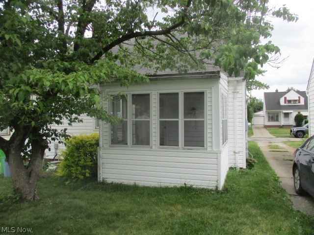 11805 Crofton Avenue Garfield Heights OH 44125
