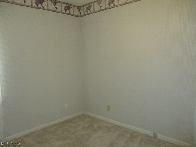 11805 Crofton Avenue Garfield Heights OH 44125
