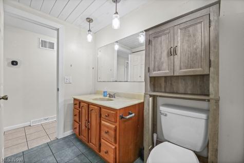 6410 Westmore Street Louisville OH 44641