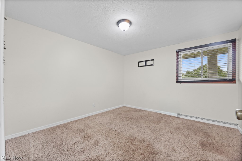 6410 Westmore Street Louisville OH 44641