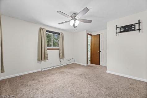 6410 Westmore Street Louisville OH 44641
