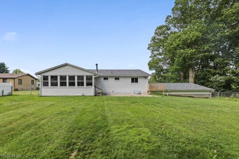 6410 Westmore Street Louisville OH 44641