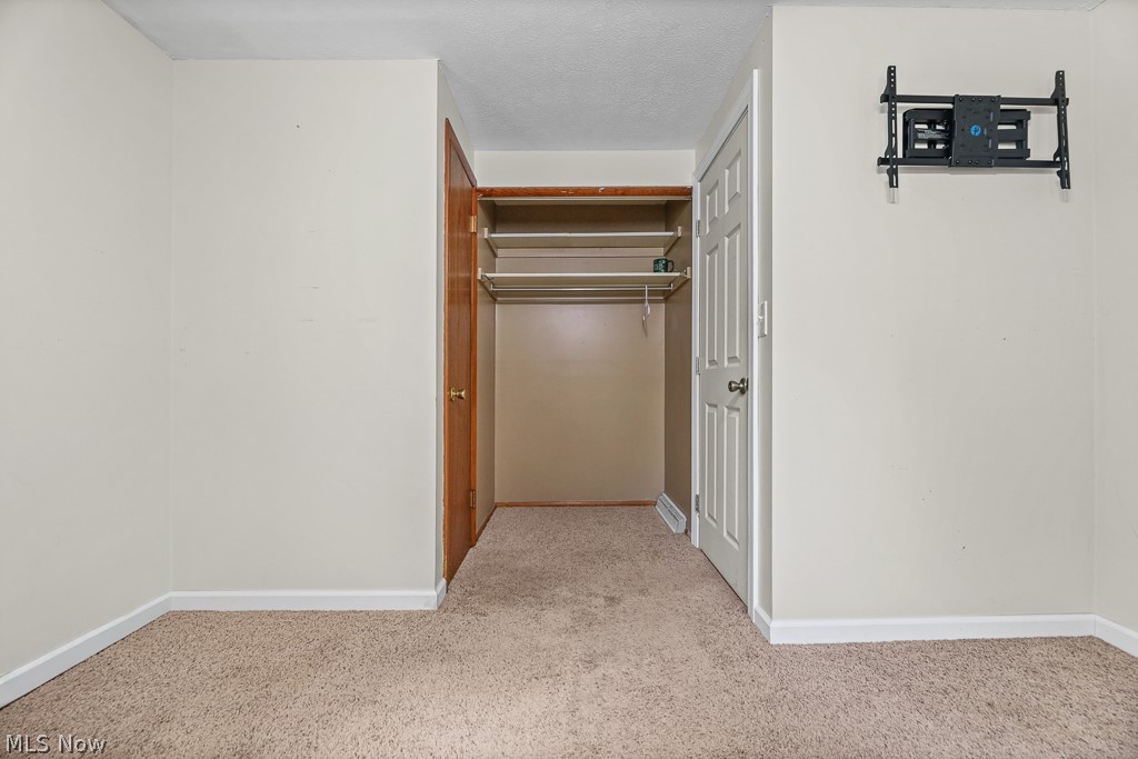 6410 Westmore Street Louisville OH 44641