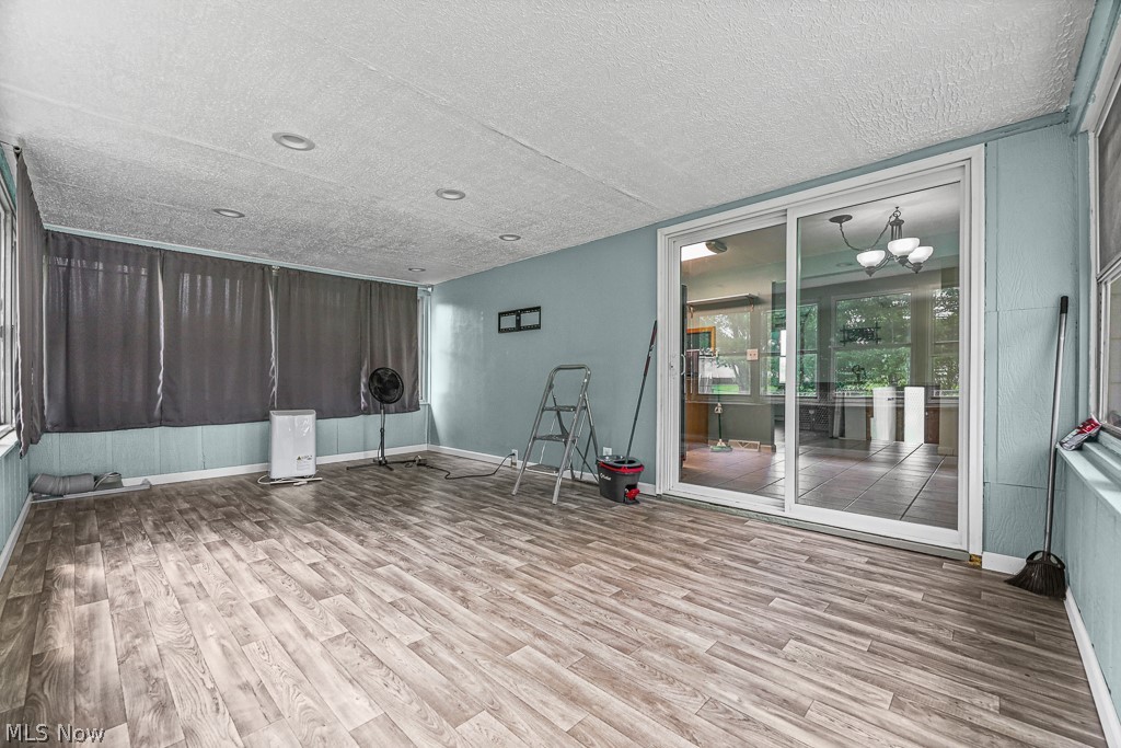 6410 Westmore Street Louisville OH 44641