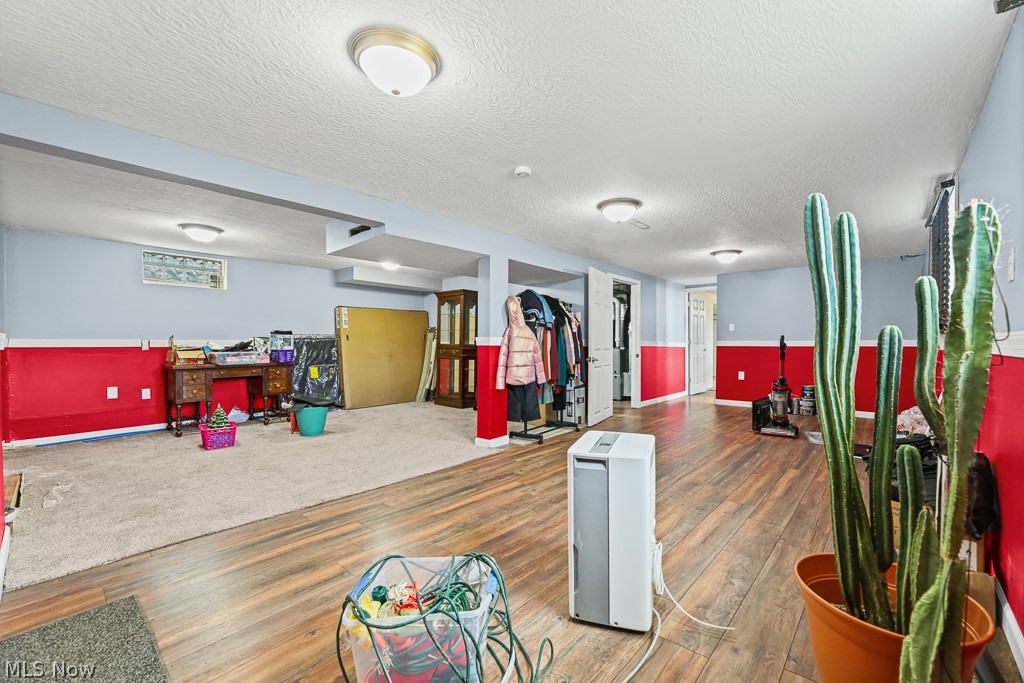 6410 Westmore Street Louisville OH 44641