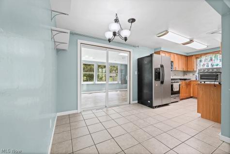 6410 Westmore Street Louisville OH 44641